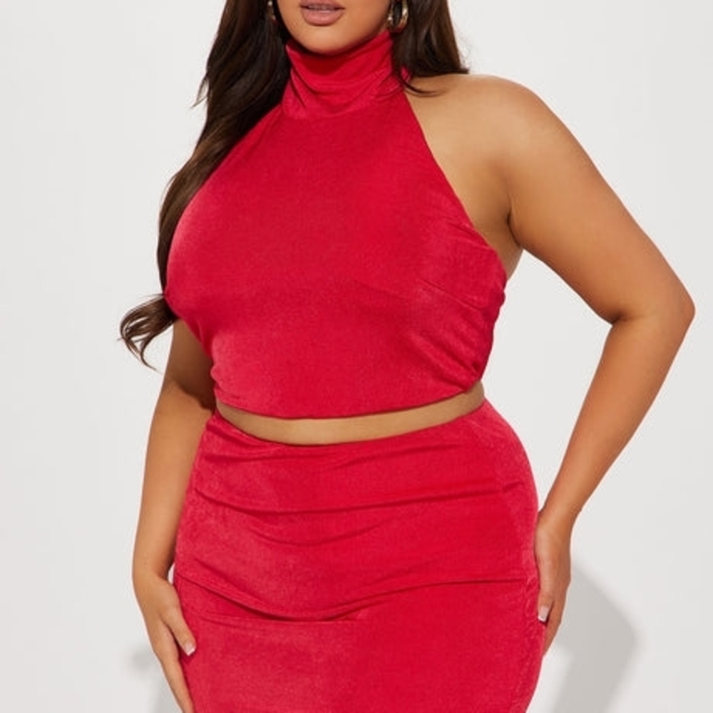 Fashion Nova Elegant Slinky Red Women's Skirt Set - Picture 2 of 3